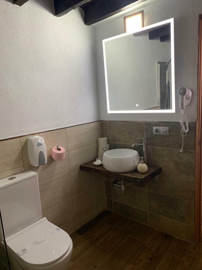 Hostal Valtisya Pool And Airport Telde Exterior foto