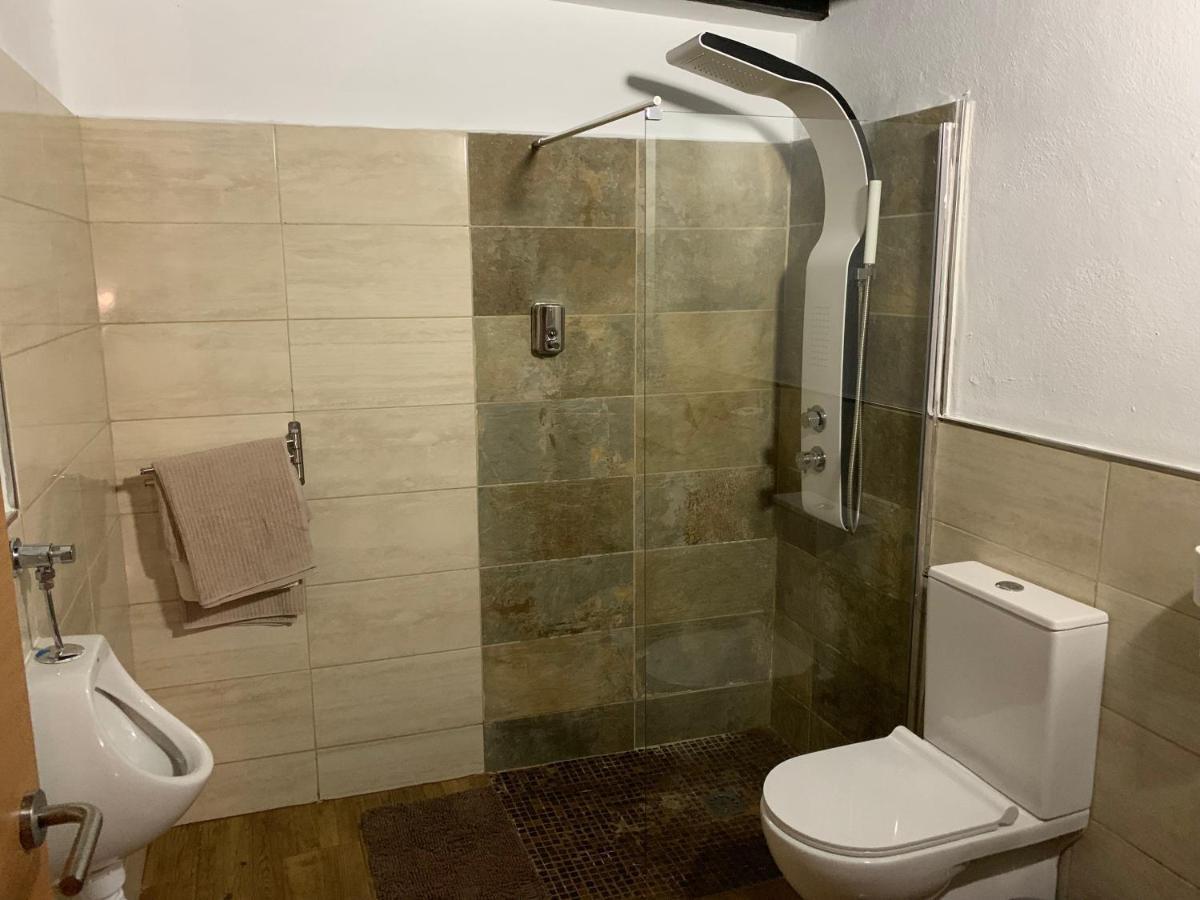 Hostal Valtisya Pool And Airport Telde Exterior foto